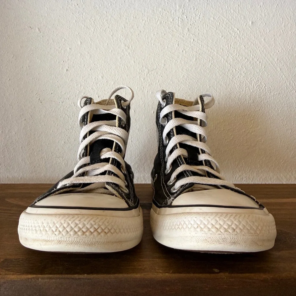 Converse Chuck Taylor All Star High Top Black Canvas Sneakers Youth US Size 2